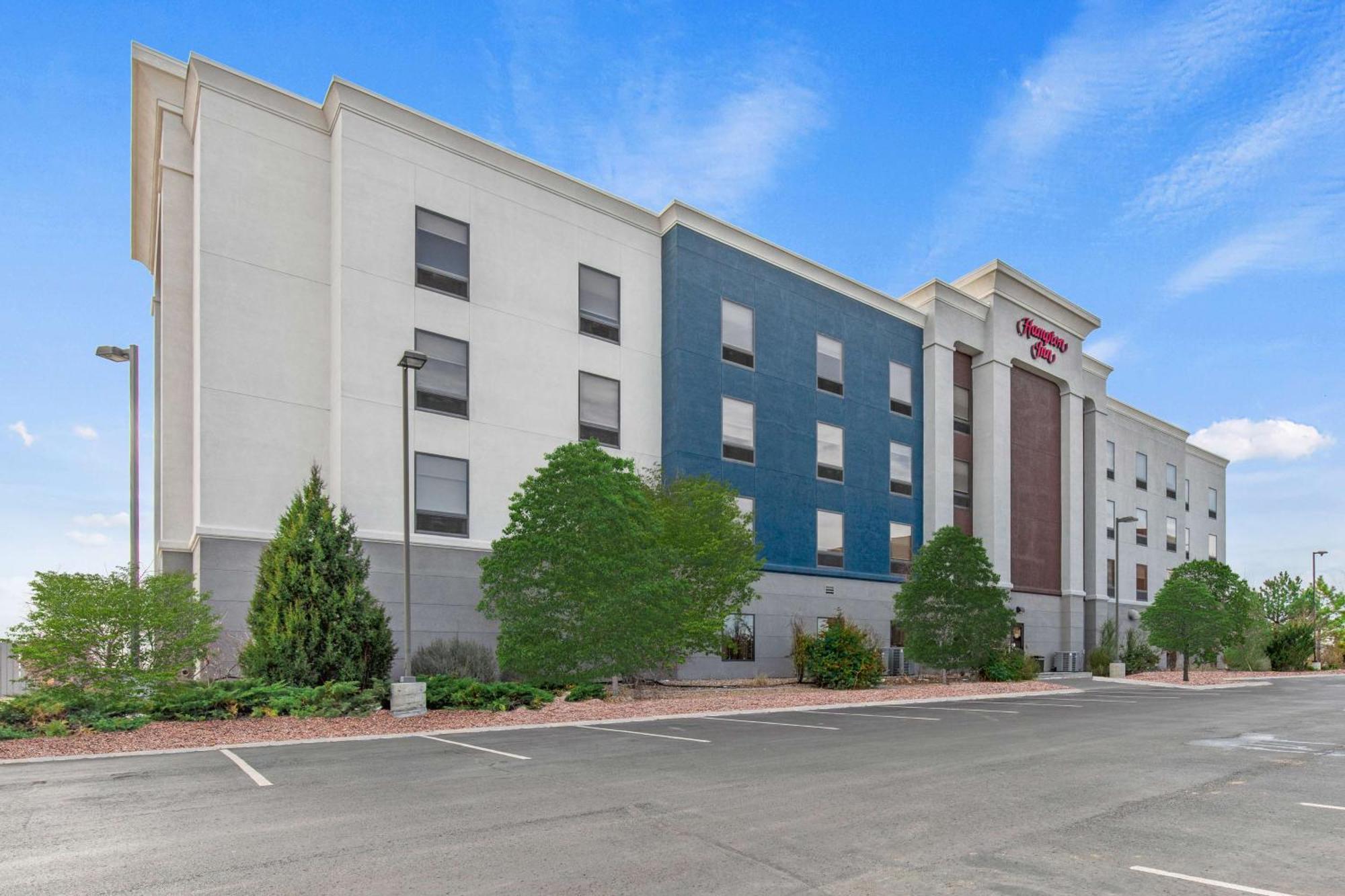 Hampton Inn Denver Northeast-Brighton Exteriör bild